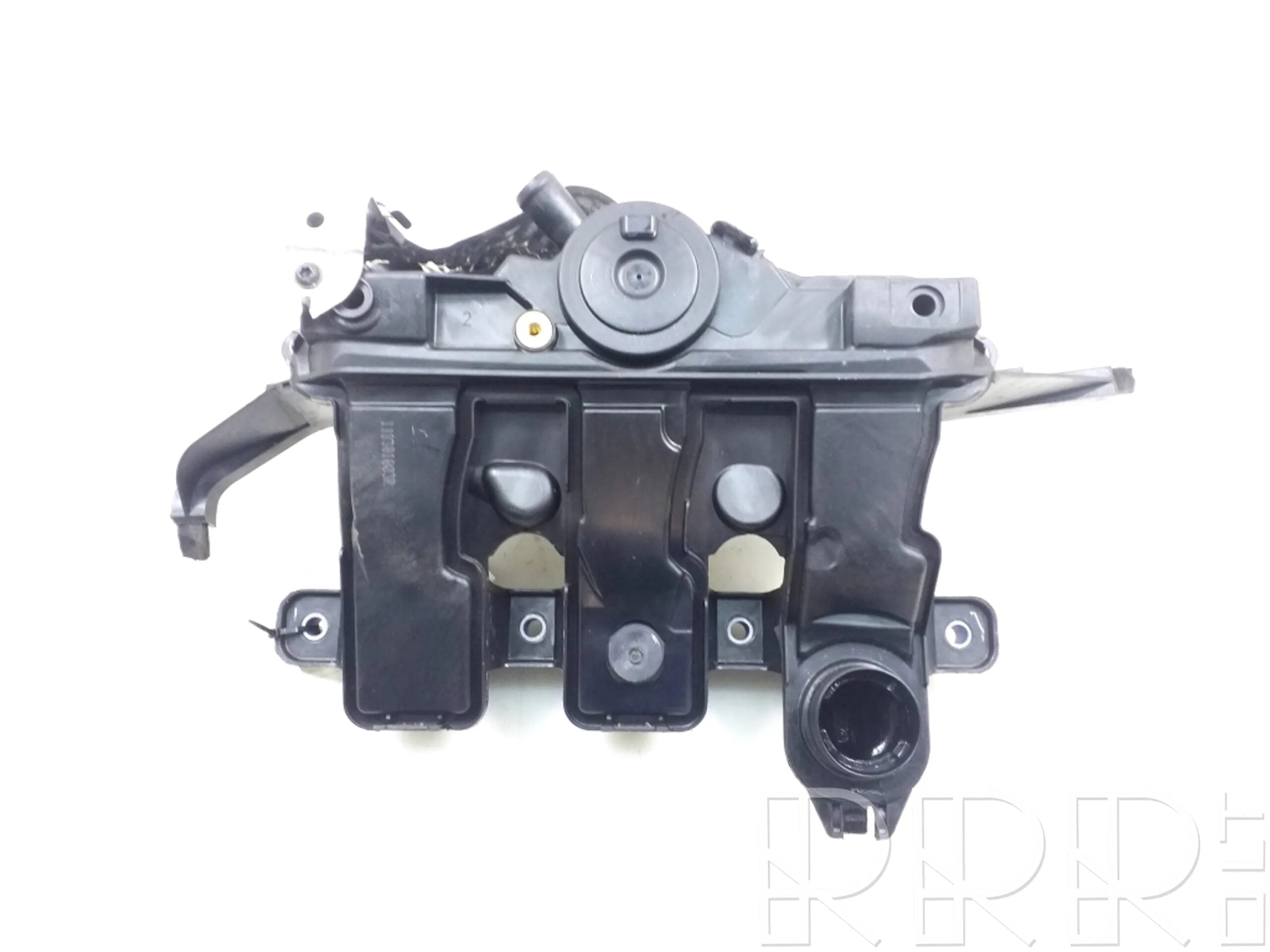 Mercedes benz camshaft cover A6260104300