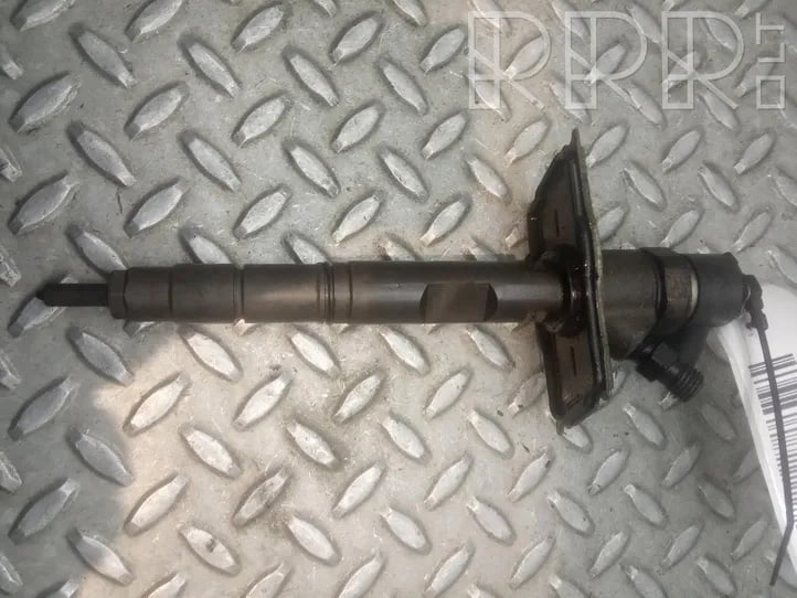 057103113c injector