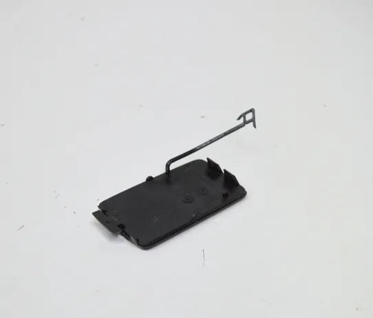 Audi Q5 towing hook cover