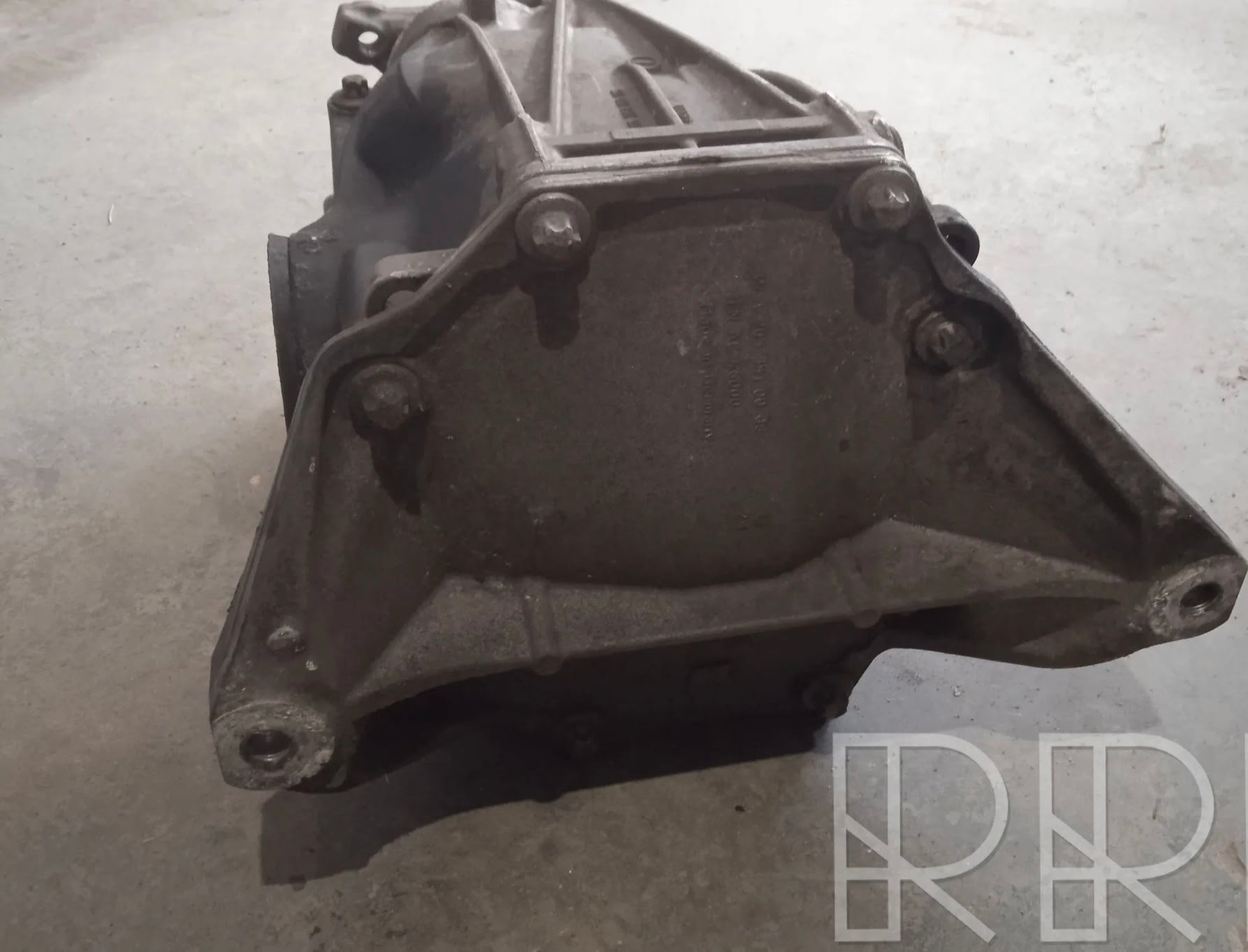 Mercedes Benz differential A2053510008